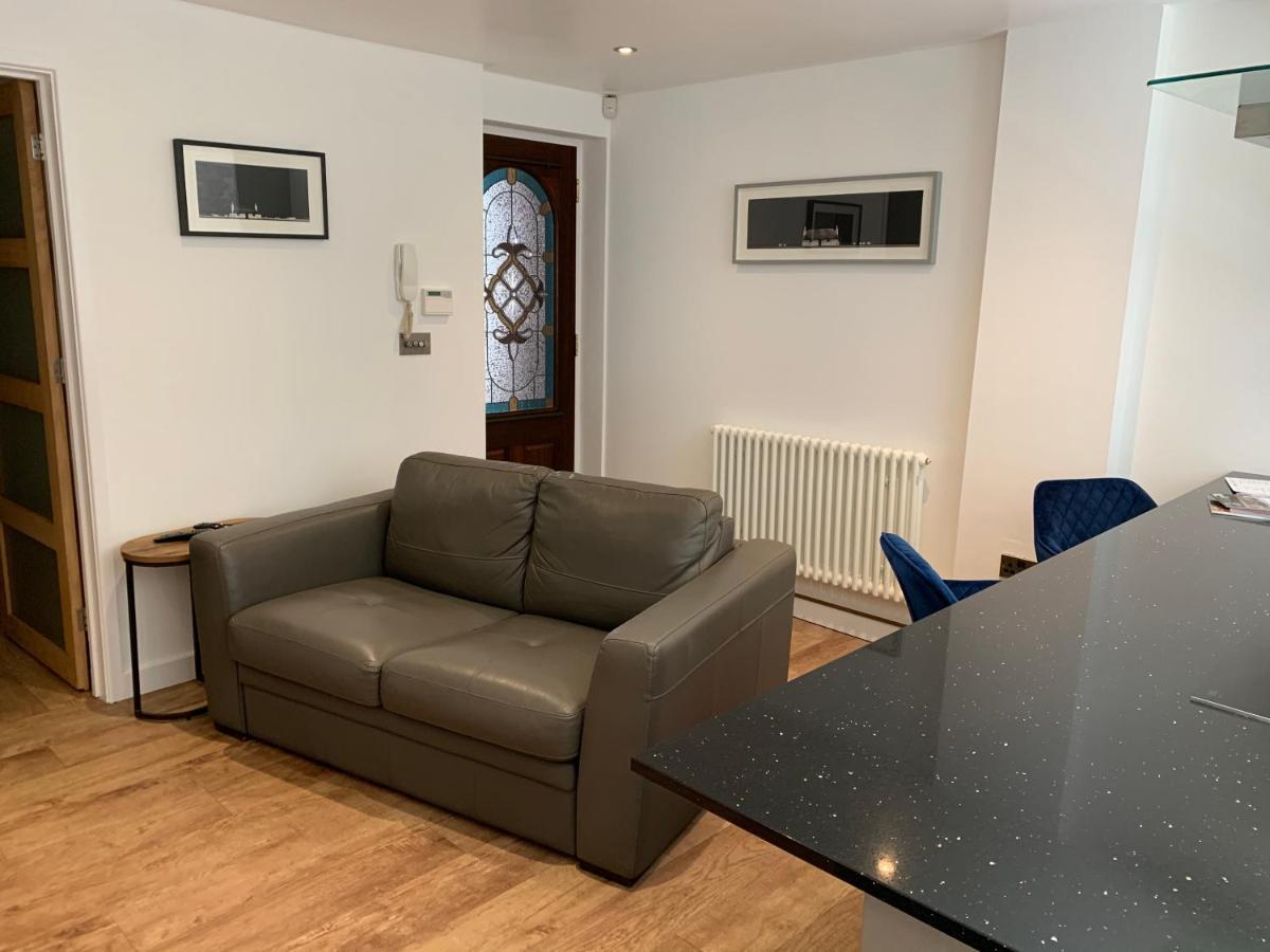 Mitre Court Holiday Home Plymouth Bagian luar foto